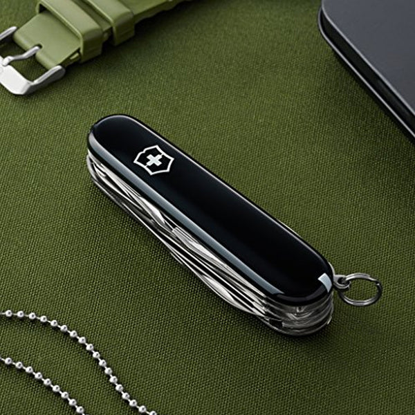Victorinox Huntsman - Red Blistered