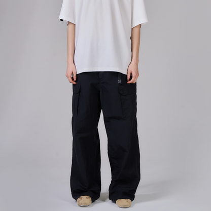 KZM Wide Cargo Pants