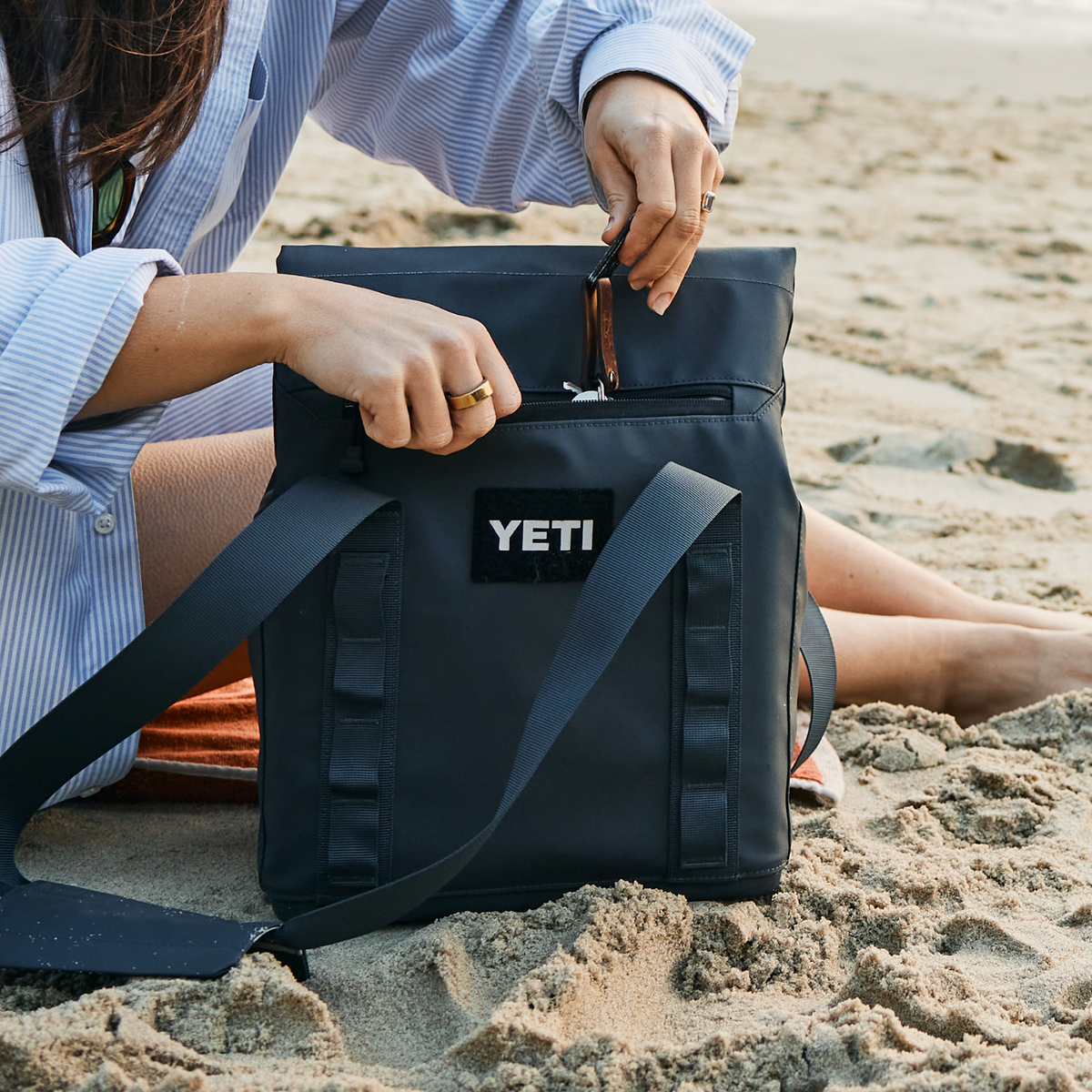 YETI EU Daytrip® 14L Insulated Tote Bag - Black