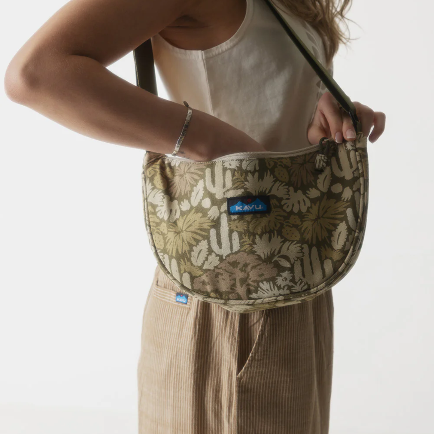 Kavu Saddle Satchel Sling