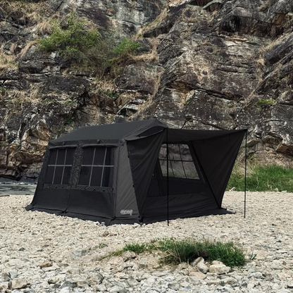 KZM Wild Field Oscar House - Black