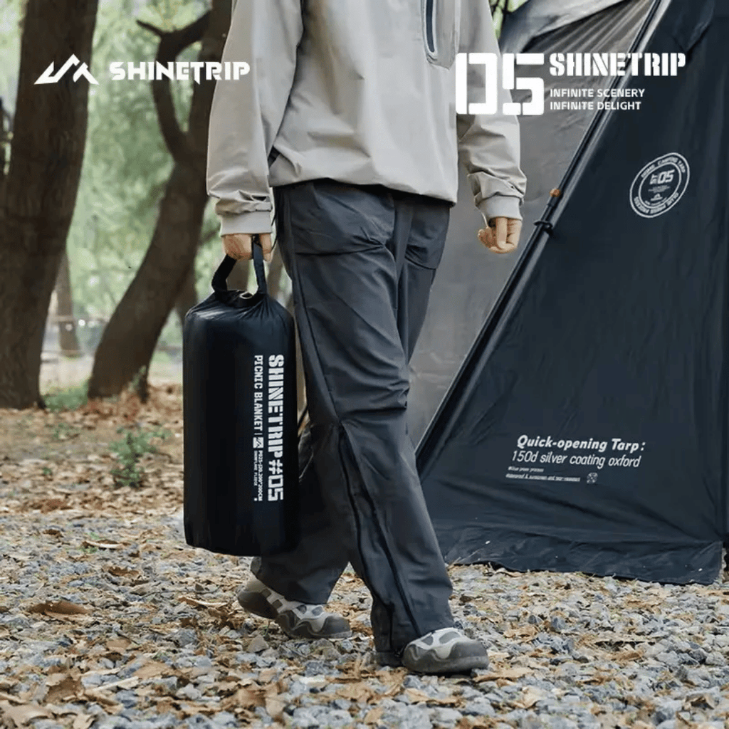 ShineTrip 05 Tactical Picnic Blanket  Contour Lines Large - Black