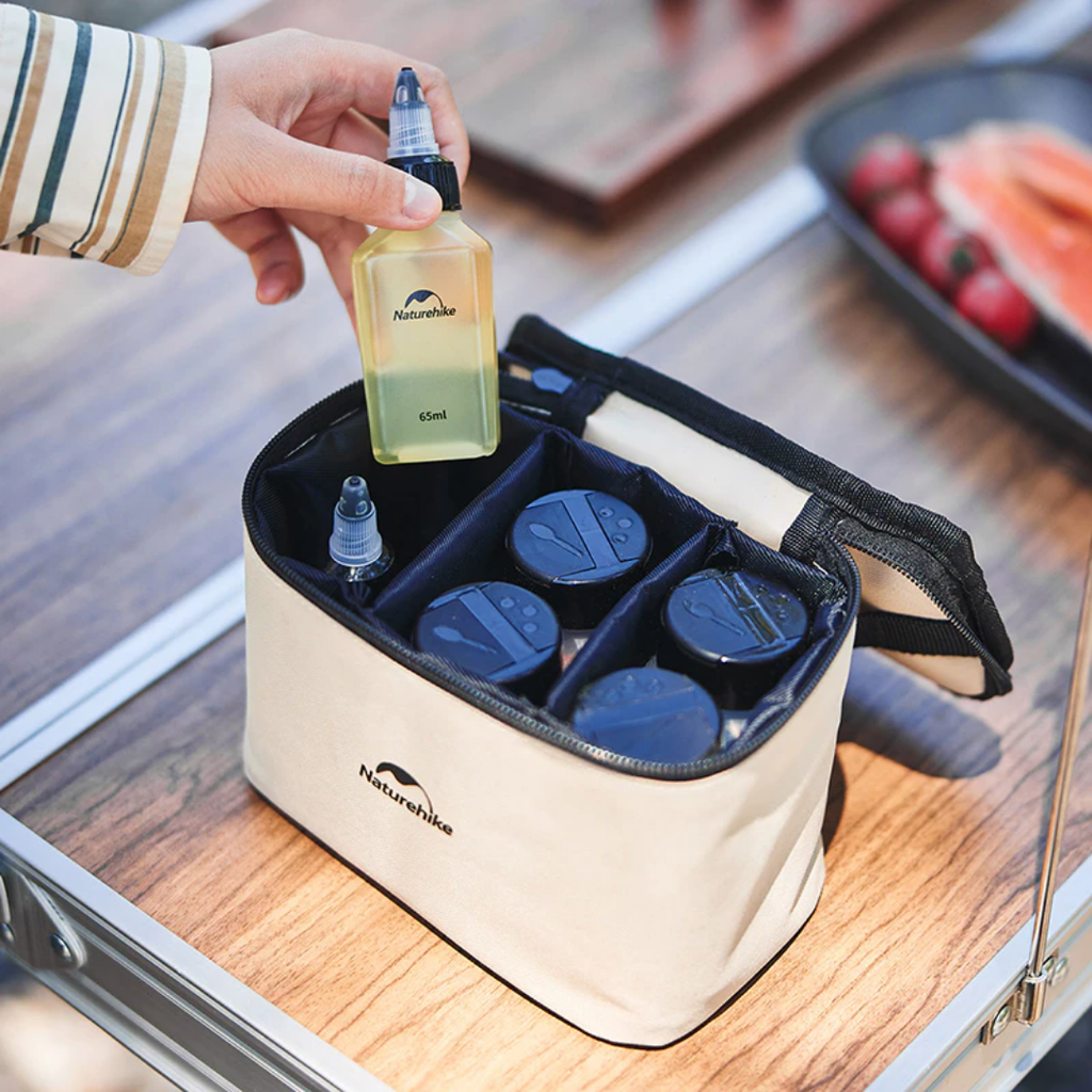 Naturehike Shiwei in Portable Seasoning Bottle Set 8 in 1