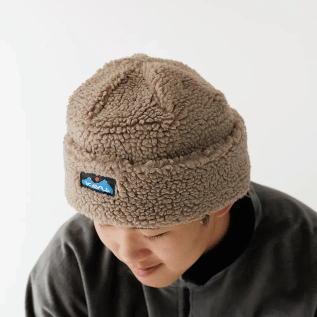 Kavu Fur Ball Beanie - Mocha