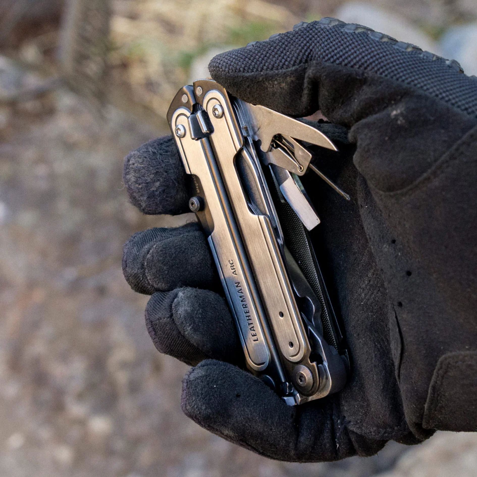 Leatherman ARC® - Black DLC & Stainless Steel