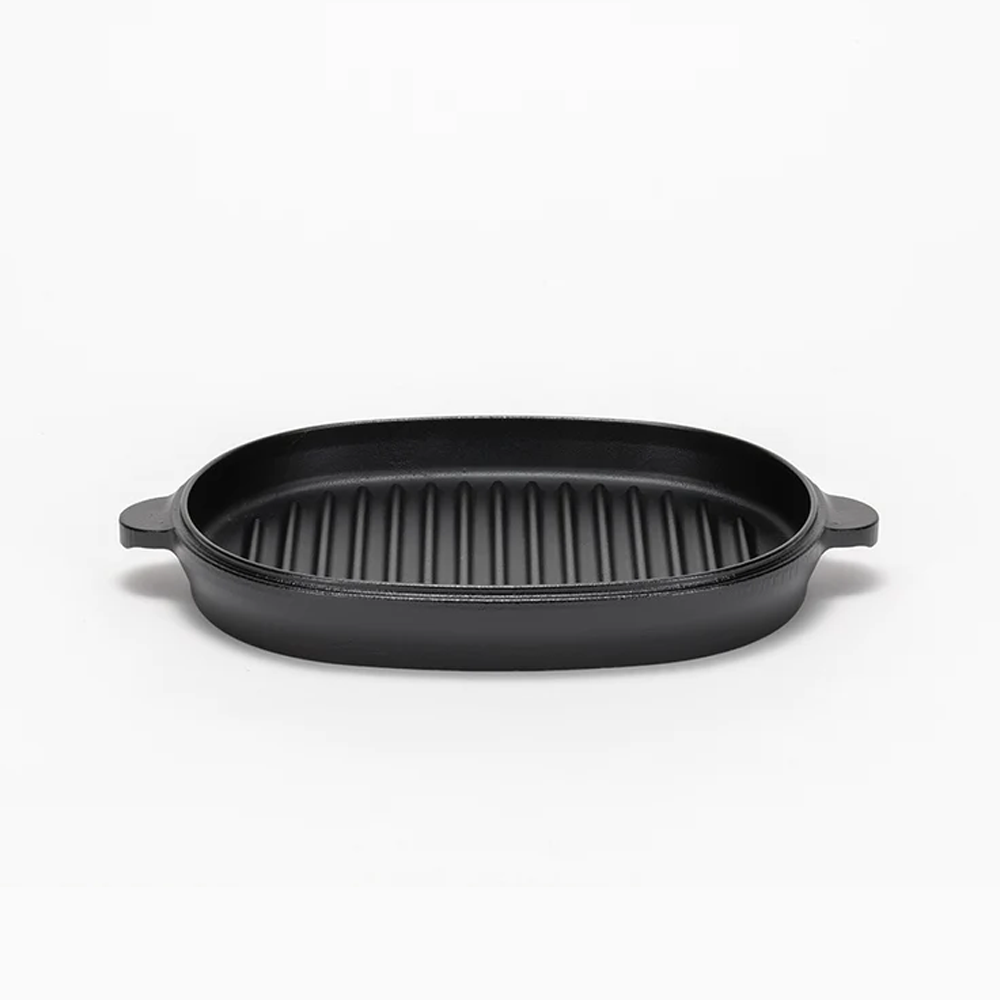 Snow Peak Micro Oval Cast Iron Oven