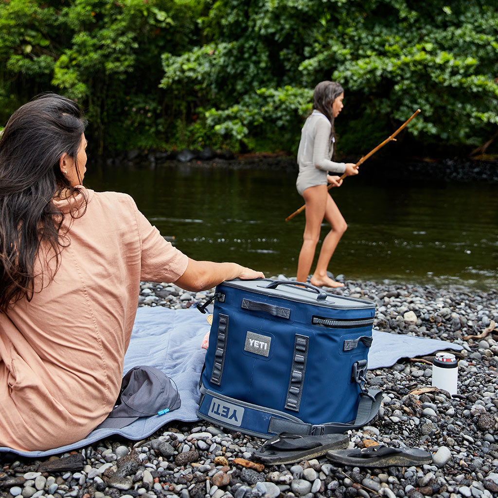 YETI Hopper Flip® 18 Soft Cooler