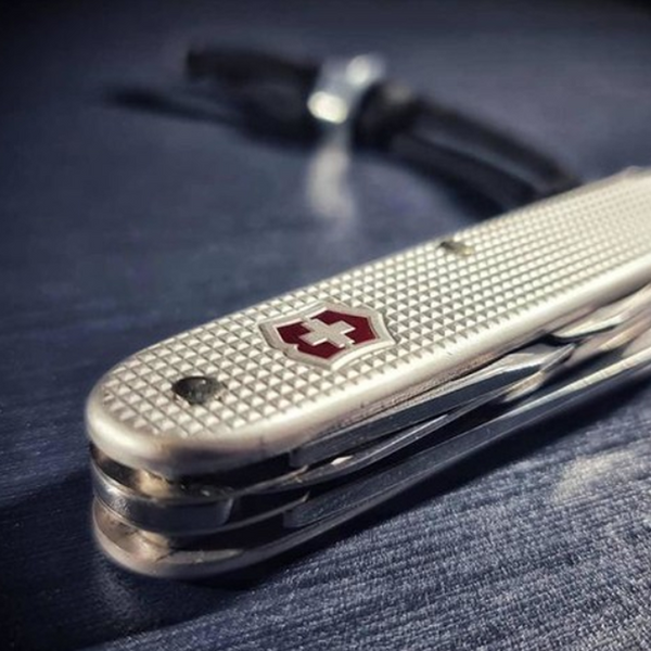 Victorinox Pioneer X Alox - Silver