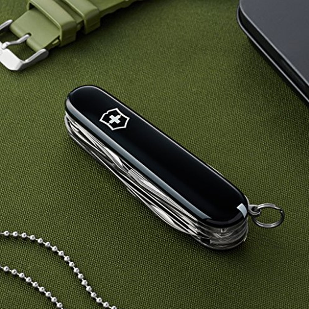 Victorinox Huntsman - Black