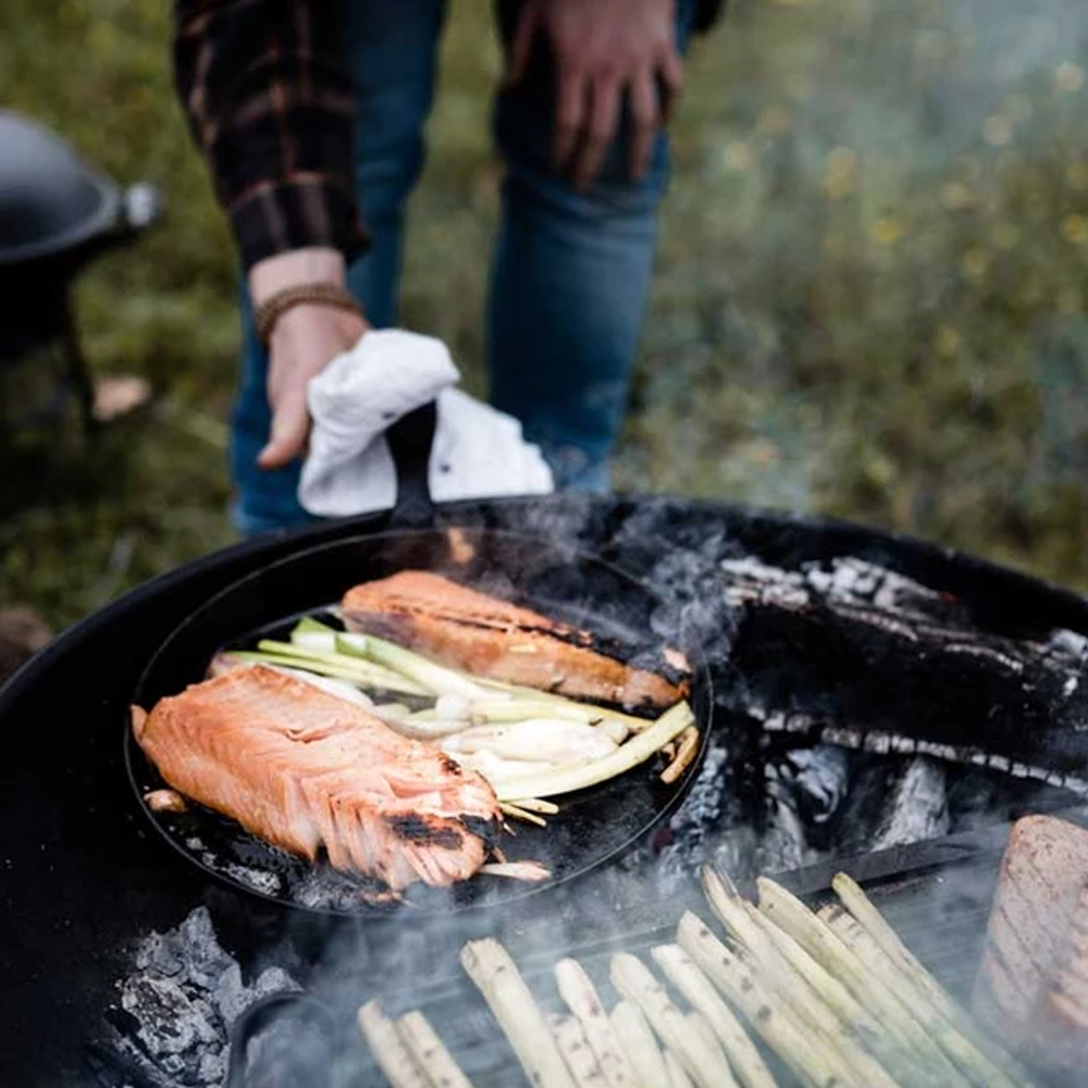 Barebones Cast Iron Flat Pan