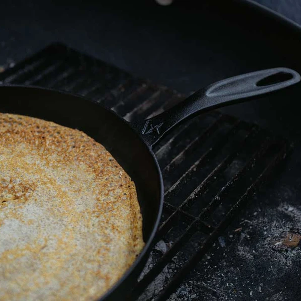 Barebones Cast Iron Flat Pan