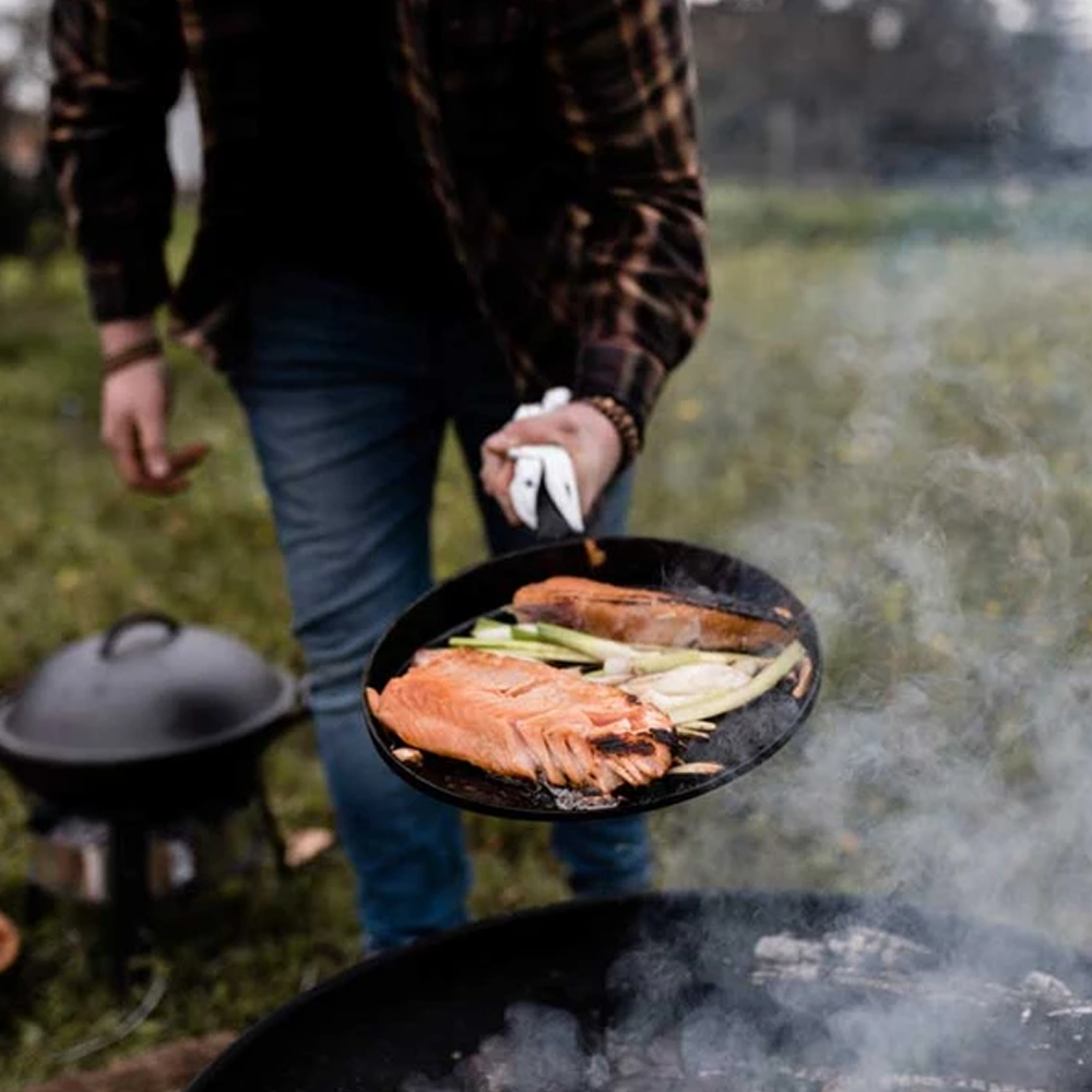 Barebones Cast Iron Flat Pan