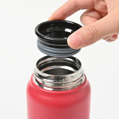 Peacock 0.60L Handle Lid Bottle - Red