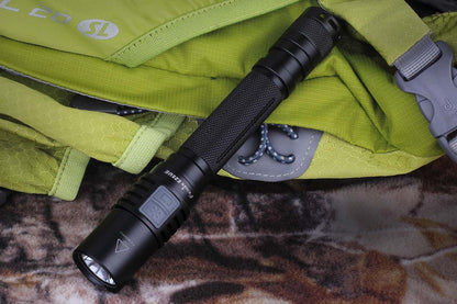 Fenix-E25UE-Flashlight-Size