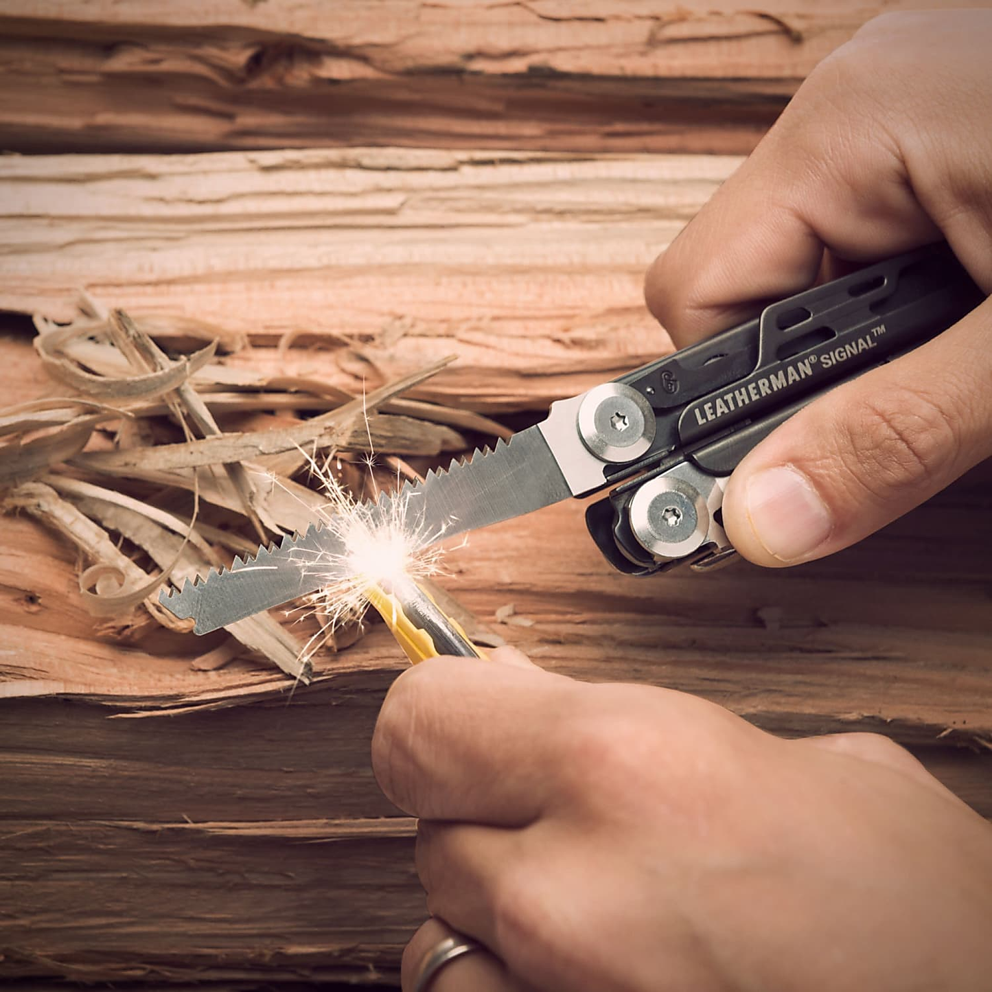 Leatherman Signal® Multi-Tool - Black & Silver